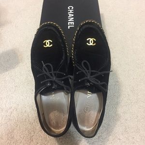 Authentic CHANEL black velvet Women's creeper shoes